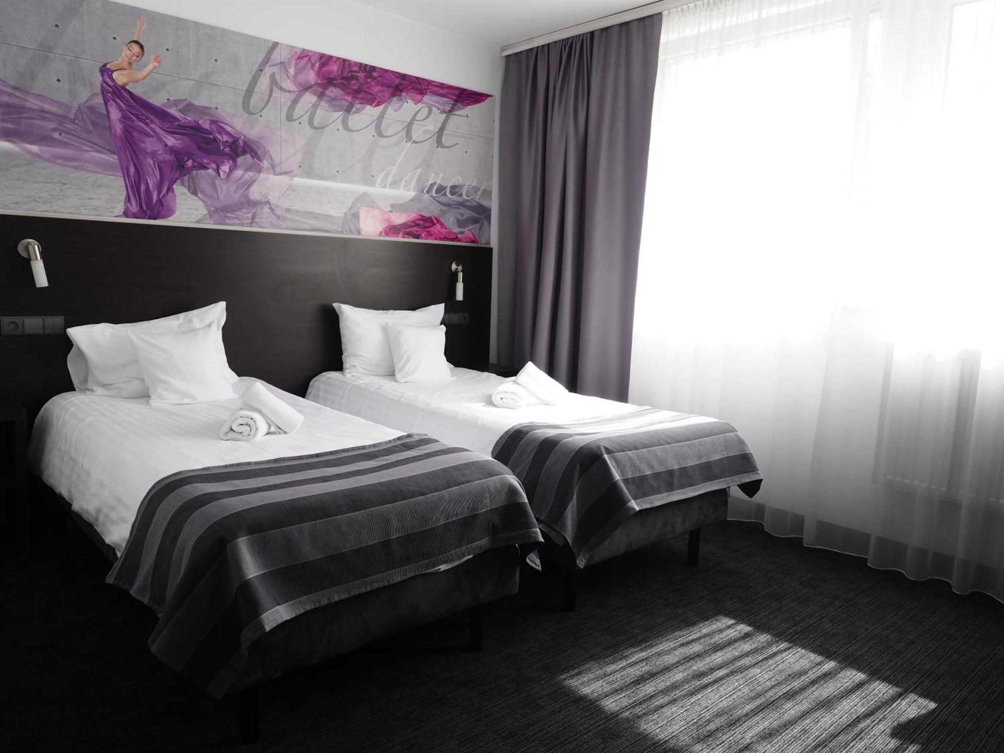 B&B Hotel Bytom Dış mekan fotoğraf