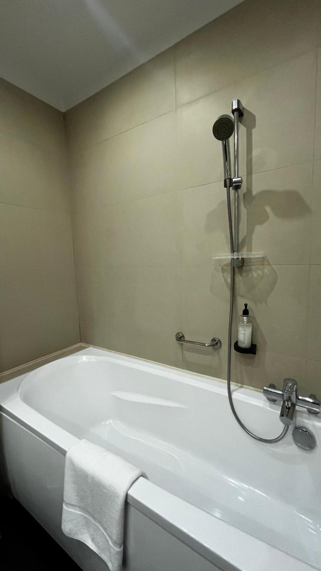 B&B Hotel Bytom Dış mekan fotoğraf