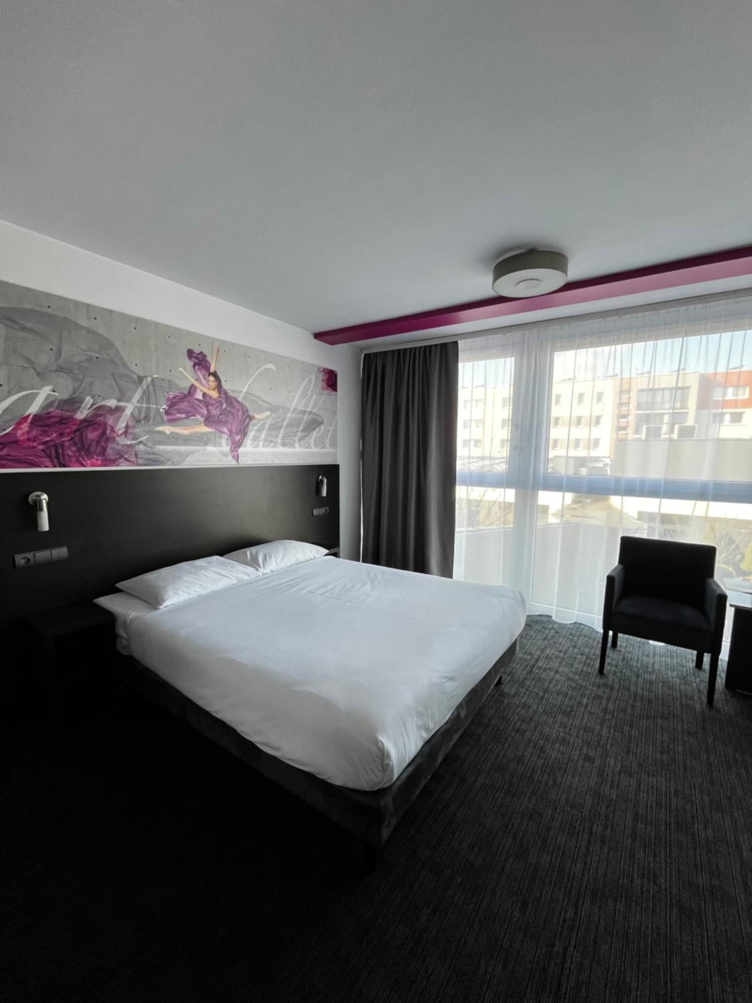 B&B Hotel Bytom Dış mekan fotoğraf