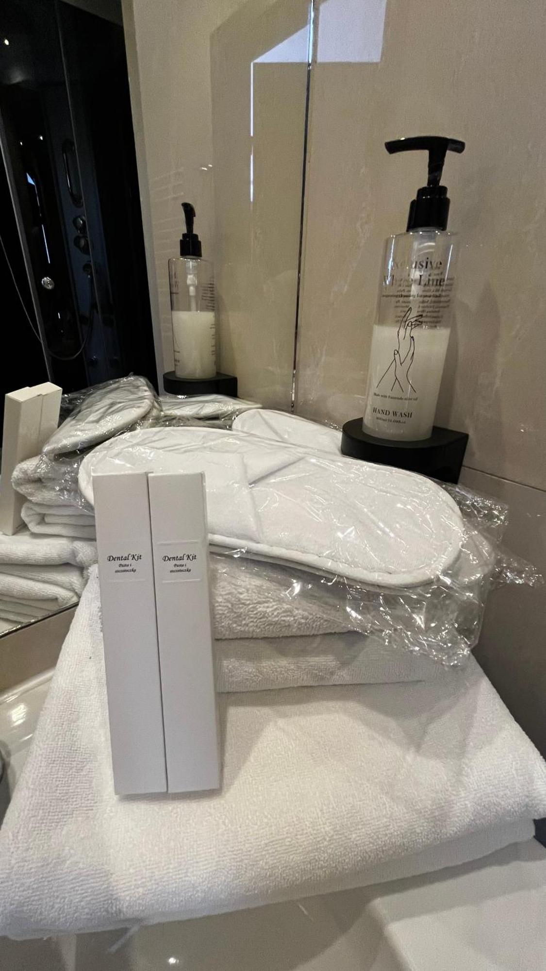 B&B Hotel Bytom Dış mekan fotoğraf