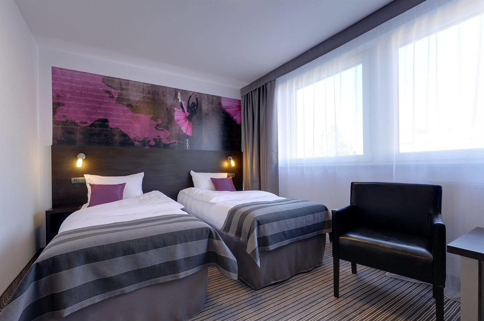 B&B Hotel Bytom Dış mekan fotoğraf